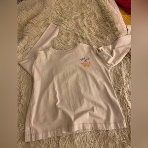 Old navy long sleeve t